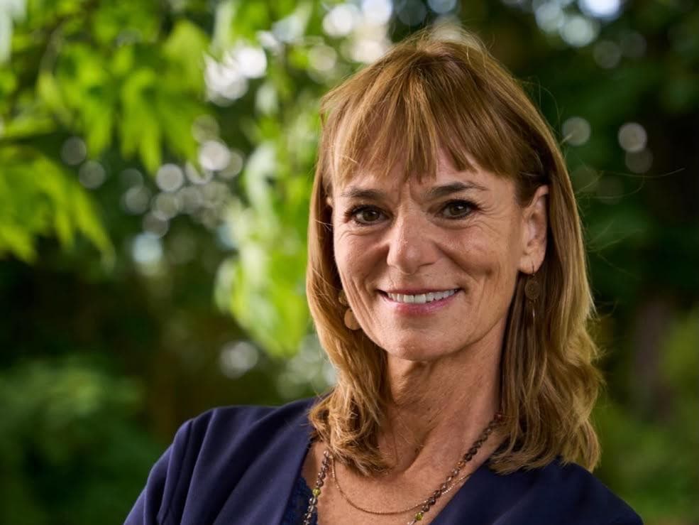 Ganzheitliche Bewegung und Yoga mit Nadja Ernst